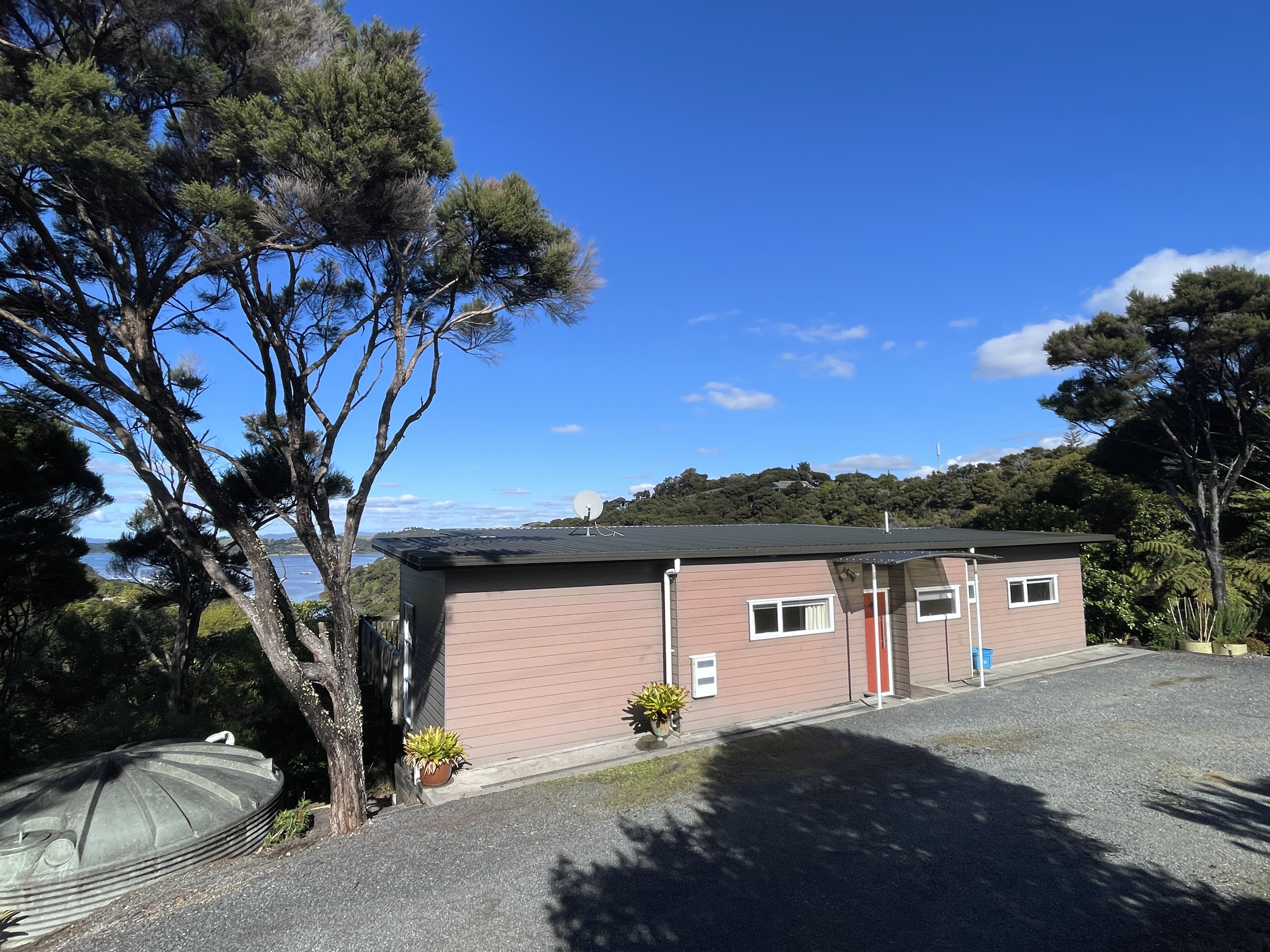 Opito Bay Road - 3 bed home
